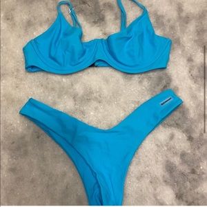 Blackbough swim underwire bikini set!